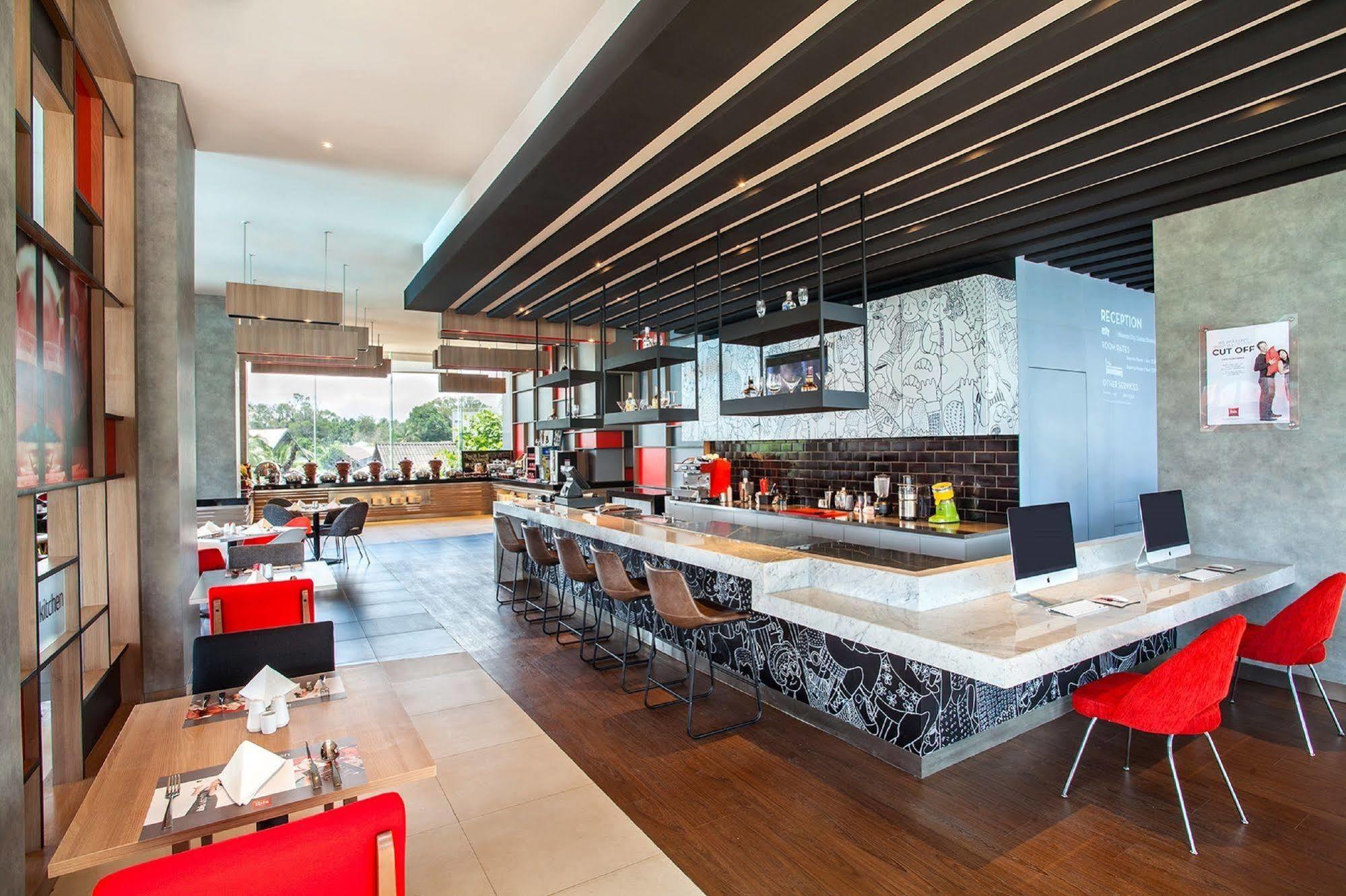 Ibis Center Boulevard Manado